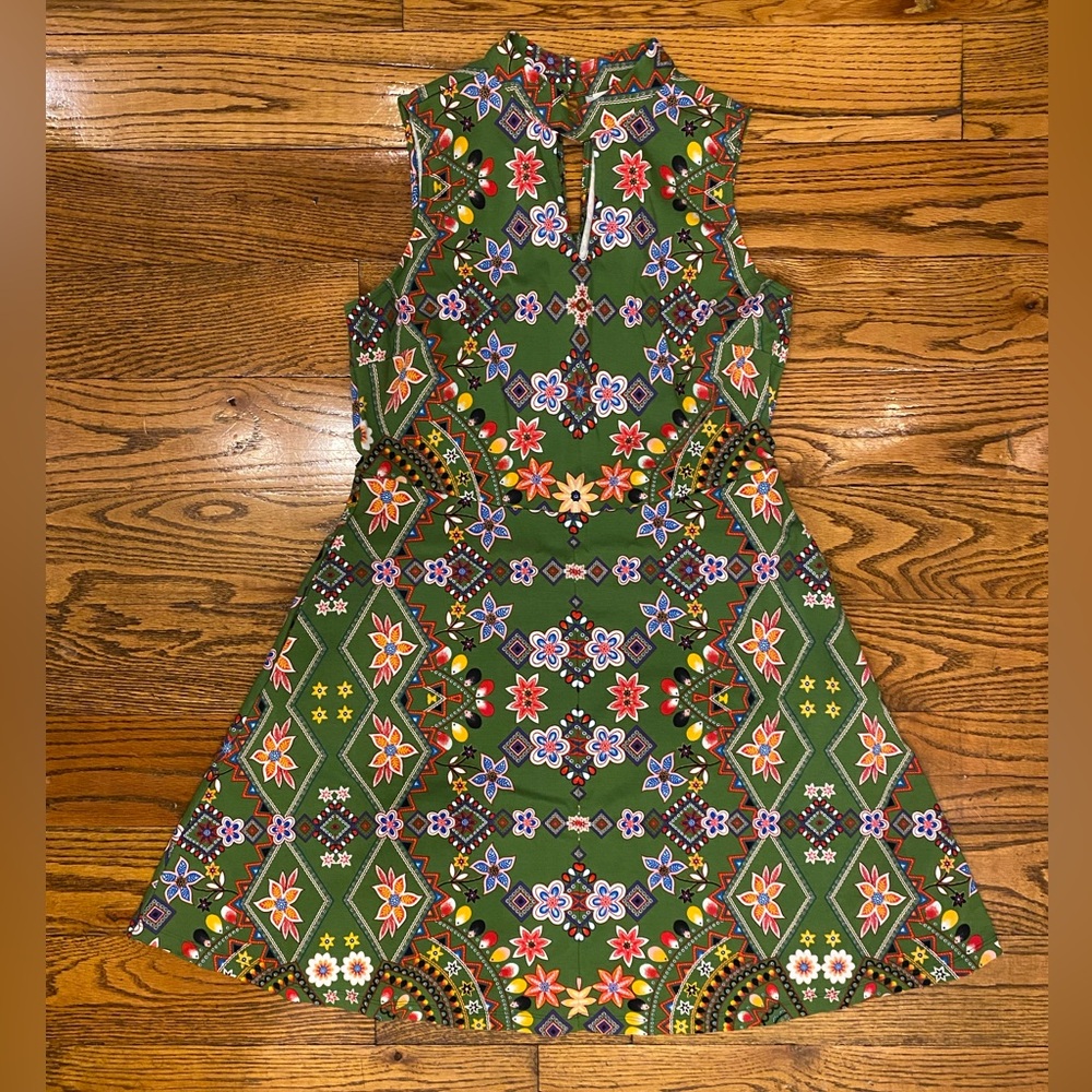 New York & Co. Green Fit & Flare Floral Dress - Size Large